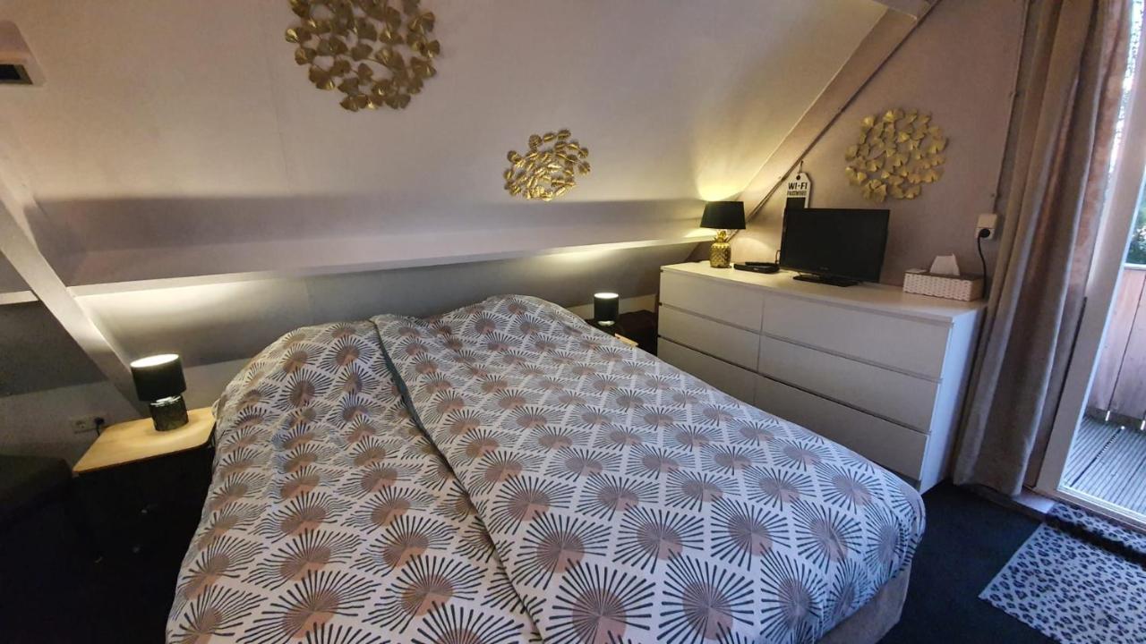 Logeren Op Dijk43 Hotel Broek op Langedijk ภายนอก รูปภาพ